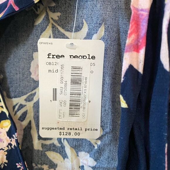 NWT Free People Women's Tate Floral Tunic Top Midnight Combo, Size XS - Picture 9 of 10